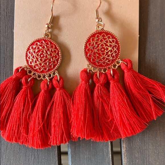 Earrings - Picture 3 of 3